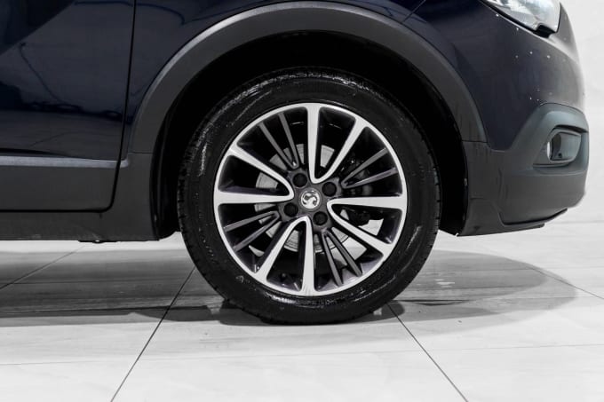 2025 Vauxhall Crossland X