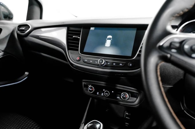 2025 Vauxhall Crossland X