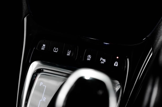 2025 Vauxhall Crossland X