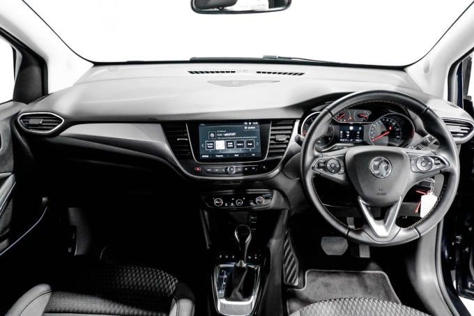 2025 Vauxhall Crossland X