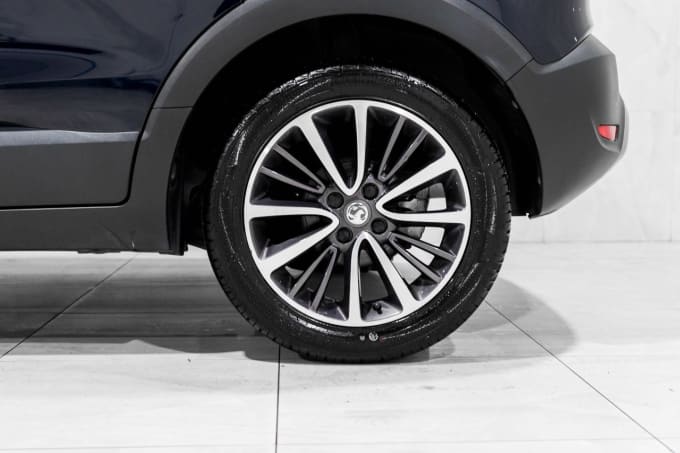 2025 Vauxhall Crossland X