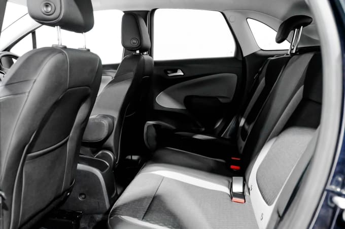2025 Vauxhall Crossland X