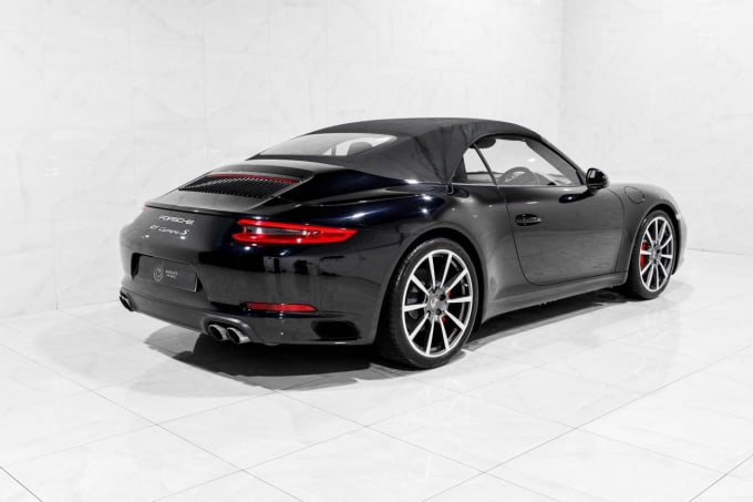 2025 Porsche 911