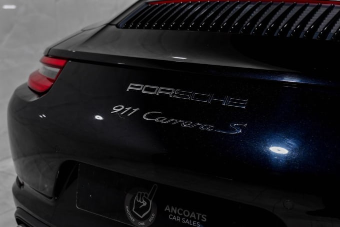 2025 Porsche 911
