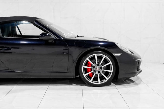 2025 Porsche 911