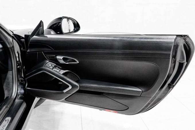 2025 Porsche 911