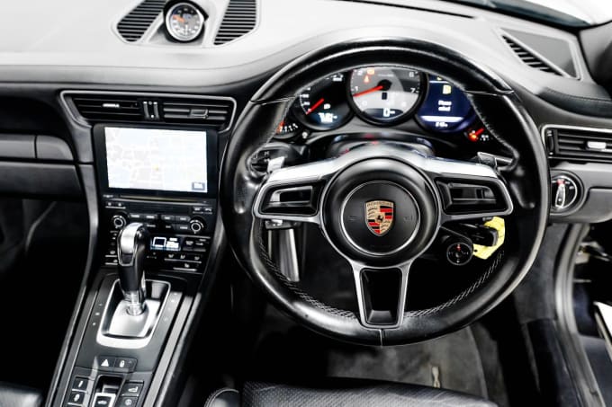 2025 Porsche 911