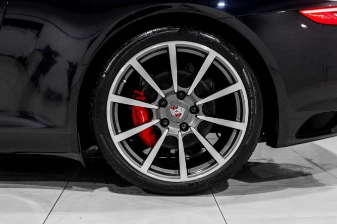 2025 Porsche 911