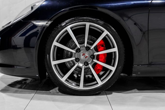 2025 Porsche 911