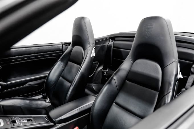 2025 Porsche 911