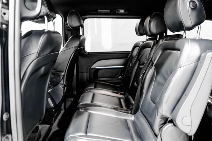 2025 Mercedes-benz V-class