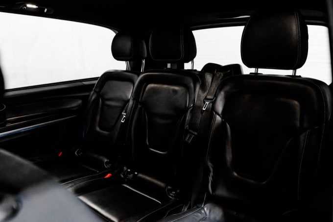 2025 Mercedes-benz V-class