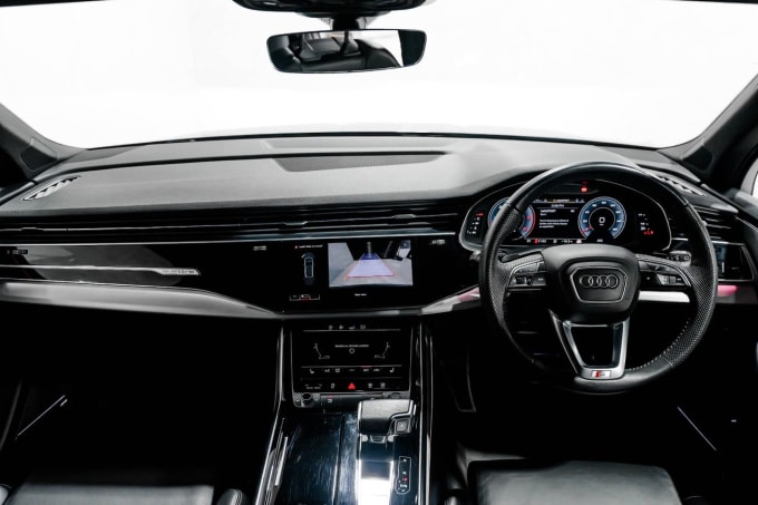2025 Audi Q7