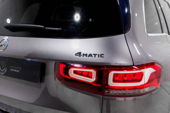 2025 Mercedes-benz Glb