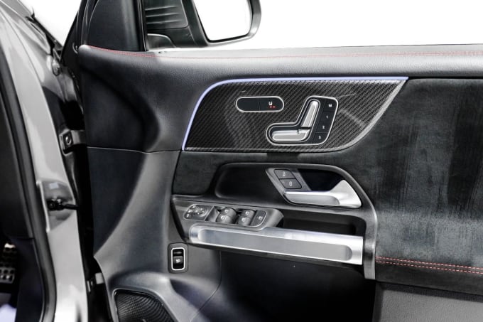 2025 Mercedes-benz Glb