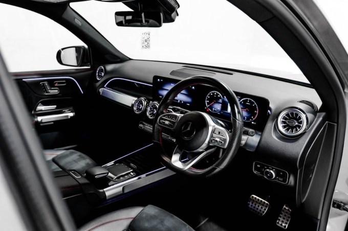 2025 Mercedes-benz Glb