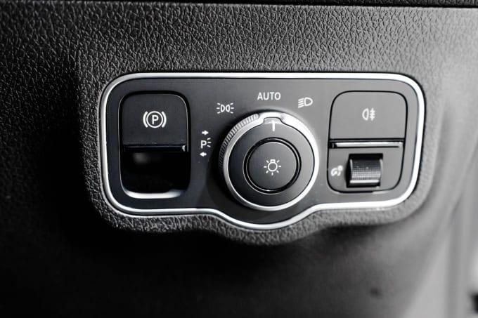 2025 Mercedes-benz Glb