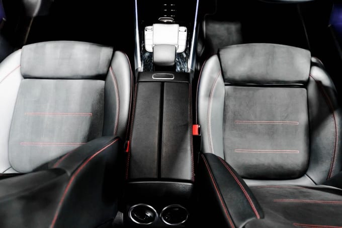 2025 Mercedes-benz Glb
