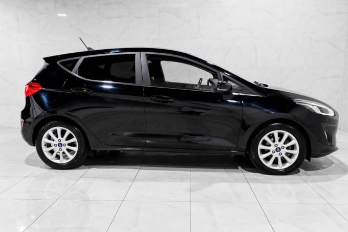 2025 Ford Fiesta