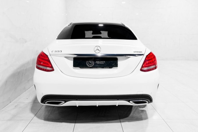 2025 Mercedes-benz C-class