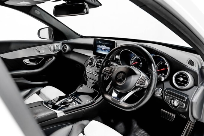 2025 Mercedes-benz C-class