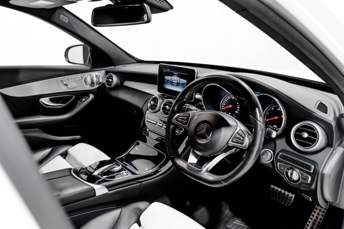 2025 Mercedes-benz C-class