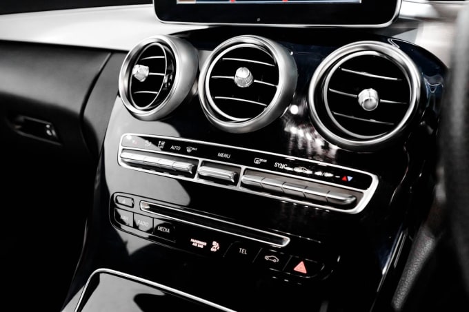 2025 Mercedes-benz C-class