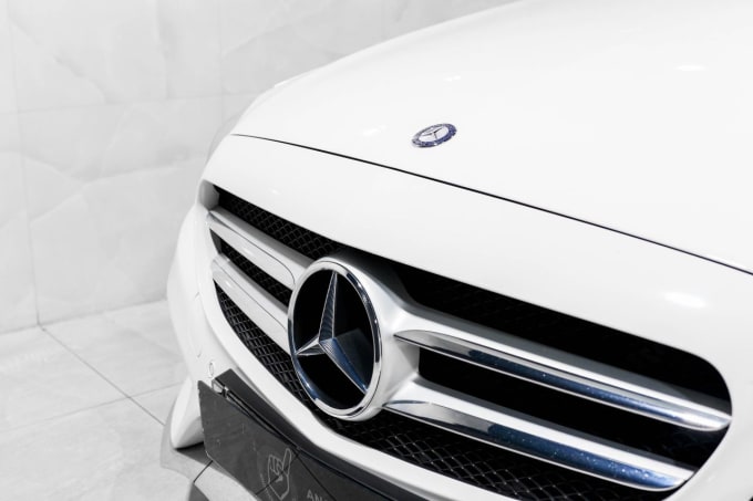 2025 Mercedes-benz C-class