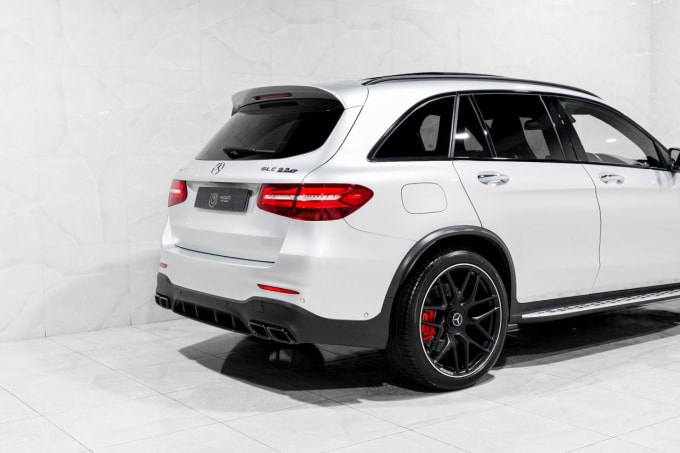 2025 Mercedes-benz Glc
