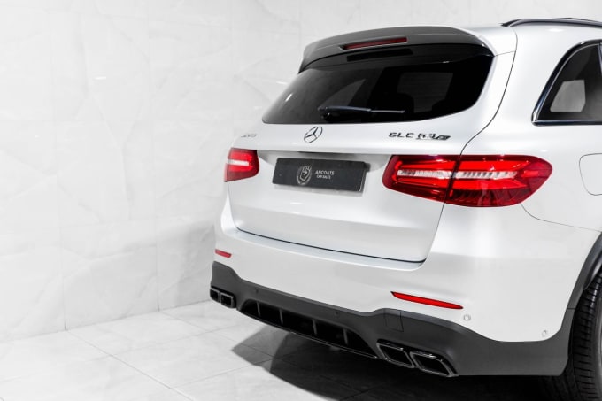2025 Mercedes-benz Glc