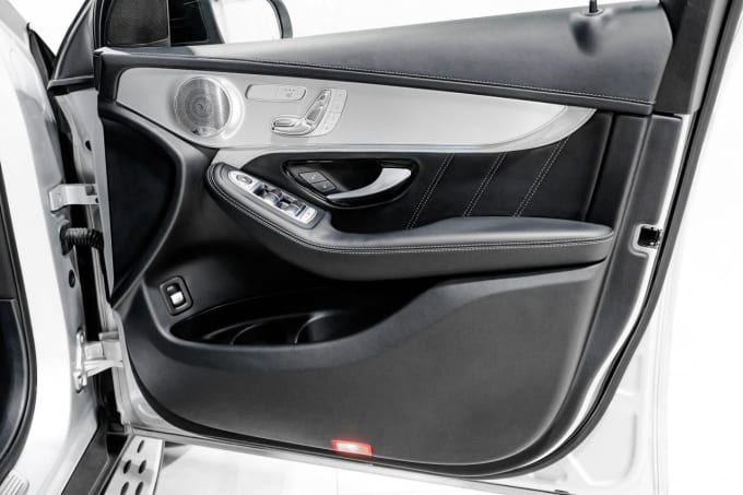 2025 Mercedes-benz Glc