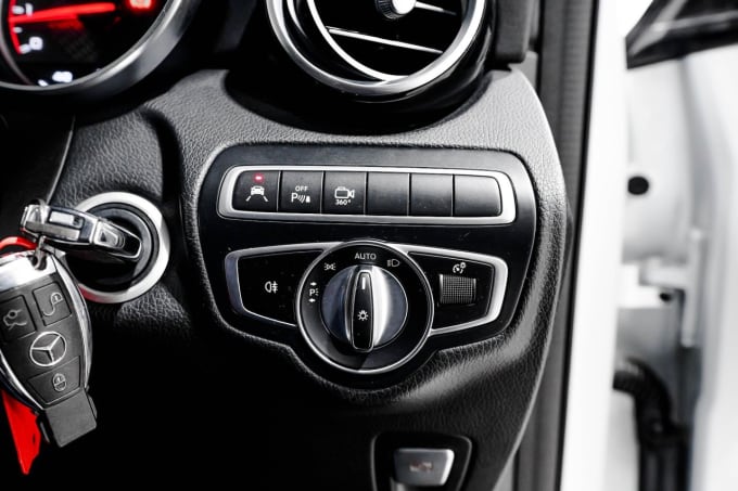 2025 Mercedes-benz Glc