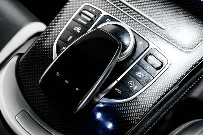 2025 Mercedes-benz Glc