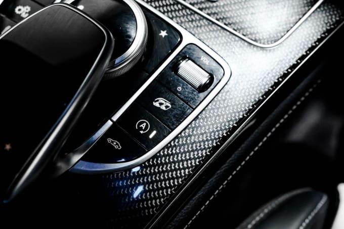 2025 Mercedes-benz Glc