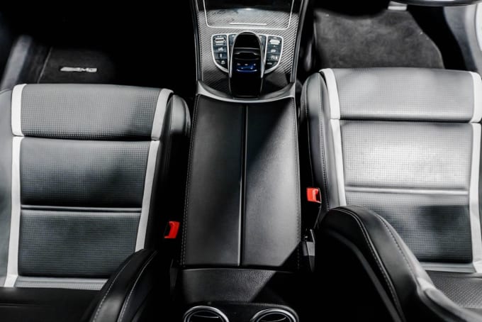 2025 Mercedes-benz Glc