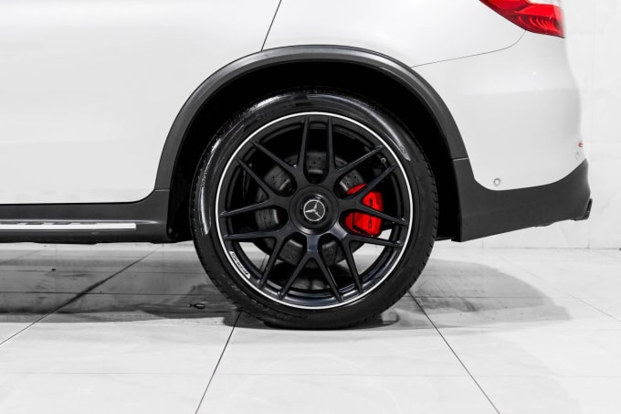 2025 Mercedes-benz Glc