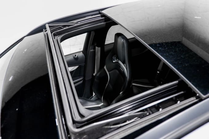 2025 Mercedes-benz Glc