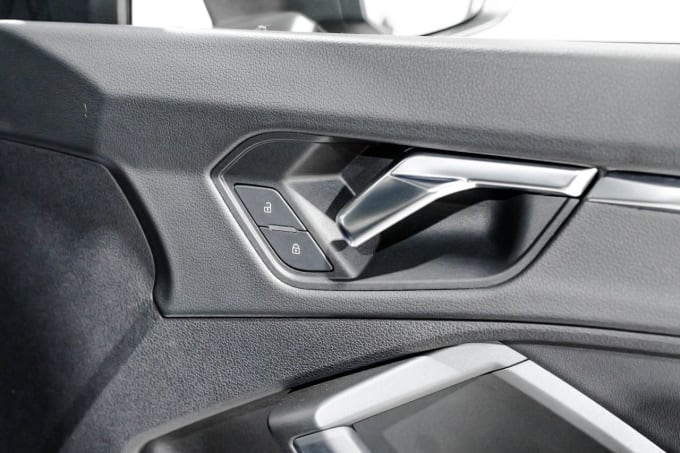 2025 Audi Q3