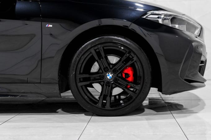 2025 BMW 1 Series