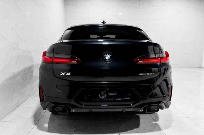 2025 BMW X4