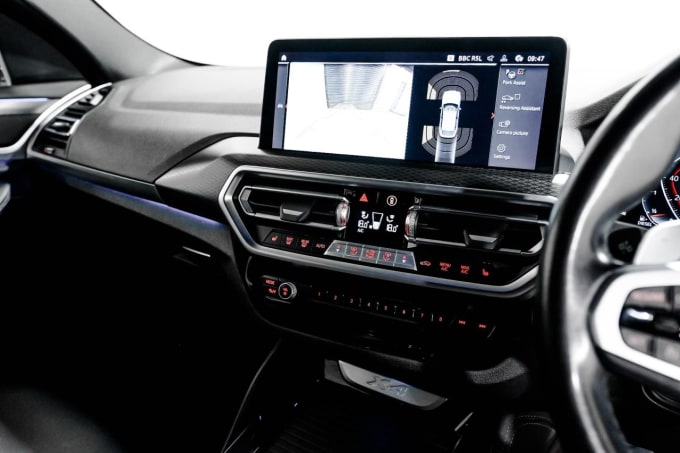 2025 BMW X4