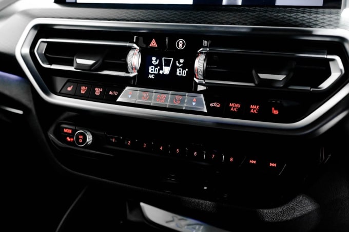 2025 BMW X4
