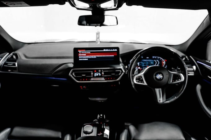 2025 BMW X4