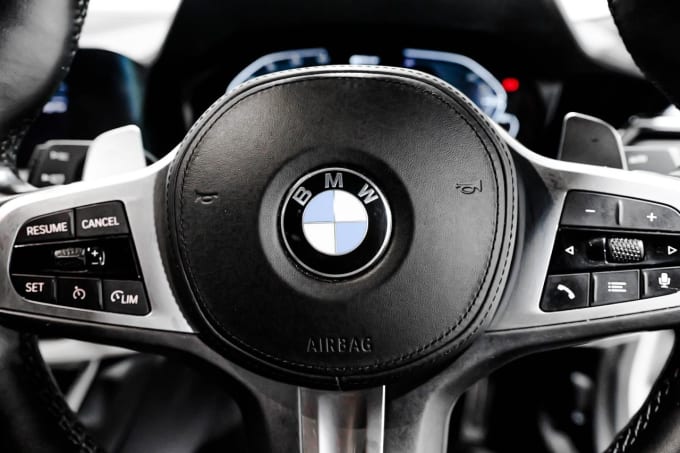 2025 BMW 3 Series