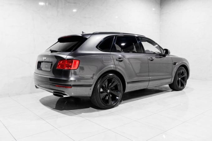 2025 Bentley Bentayga