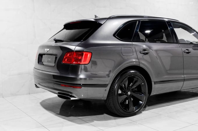 2025 Bentley Bentayga
