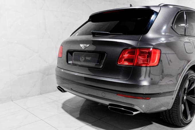 2025 Bentley Bentayga