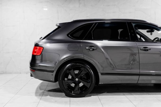 2025 Bentley Bentayga