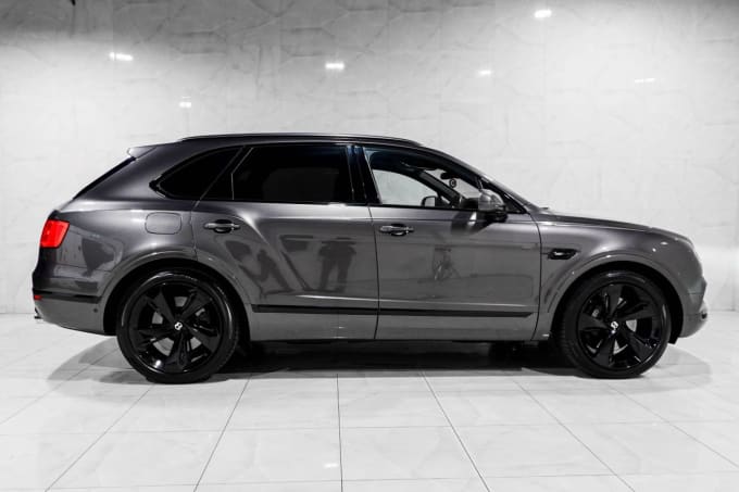 2025 Bentley Bentayga