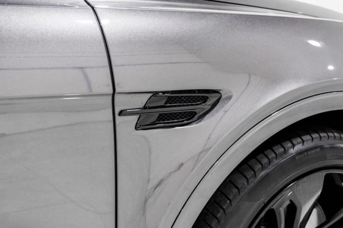 2025 Bentley Bentayga